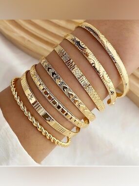 NWT~7pc 14K Gold Plated Bangle Cuff Stackable, Adjustable Bracelet Set